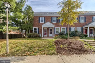 4638 30th Rd S, Arlington, VA 22206 - Photo 1