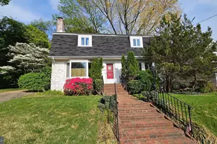 6542 35th Rd N, Arlington, VA 22213 - Photo 1