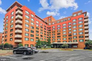 1121 Arlington Blvd, Arlington, VA 22209 - Photo 1