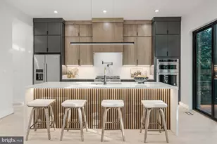 824 N Edison St, Arlington, VA 22205 - Photo 1