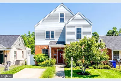 1635 13th Street S, Arlington, VA 22204 - Photo 1