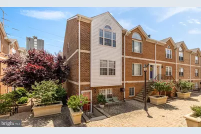3034 S Glebe Road, Arlington, VA 22206 - Photo 1