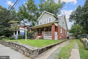 916 N Garfield St, Arlington, VA 22201 - Photo 1