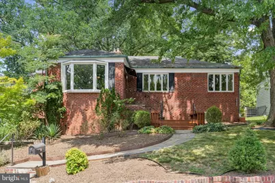 2431 N Nottingham Street, Arlington, VA 22207 - Photo 1