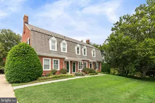 3337 S Wakefield St, Arlington, VA 22206 - Photo 1