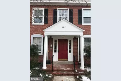 3019 S Buchanan St #C2, Arlington, VA 22206 - Photo 1