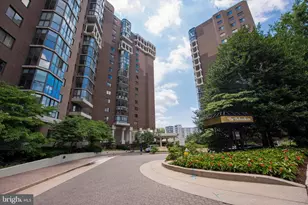 1600 N Oak St, Arlington, VA 22209 - Photo 1