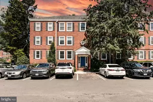 3057 S Buchanan St, Arlington, VA 22206 - Photo 1