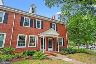 3327 S Stafford St, Arlington, VA 22206 - Photo 1