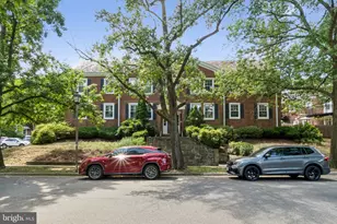 2824 S Abingdon St, Arlington, VA 22206 - Photo 1
