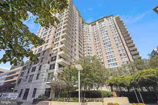 851 N Glebe Rd, Arlington, VA 22203 - Photo 1