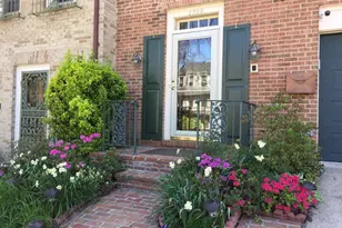 2329 S Queen St, Arlington, VA 22202 - Photo 1