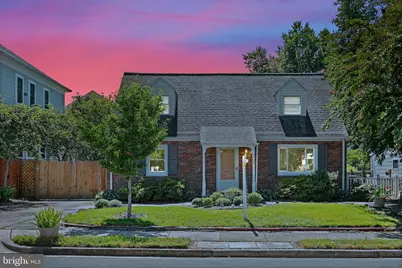 6404 27th Street N, Arlington, VA 22207 - Photo 1