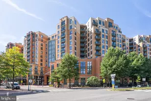 2720 S Arlington Mill Dr, Arlington, VA 22206 - Photo 1