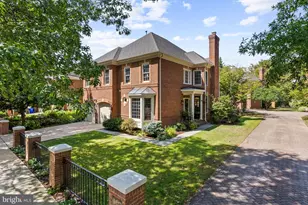 4825 26th St N, Arlington, VA 22207 - Photo 1