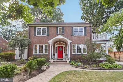 2322 S Arlington Ridge Road, Arlington, VA 22202 - Photo 1