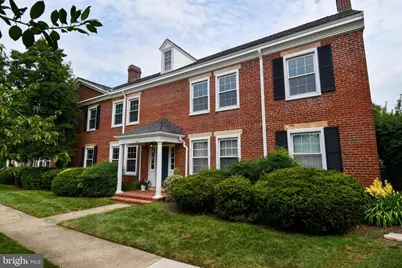 4437 S 36th Street S #B2, Arlington, VA 22206 - Photo 1