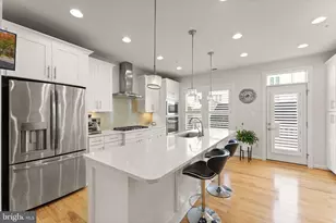 1137 S Monroe Street S, Arlington, VA 22204 - Photo 1