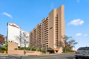 1301 N Courthouse Road N, Arlington, VA 22201 - Photo 1