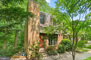 6250 15th Pl N, Arlington, VA 22205 - Photo 1