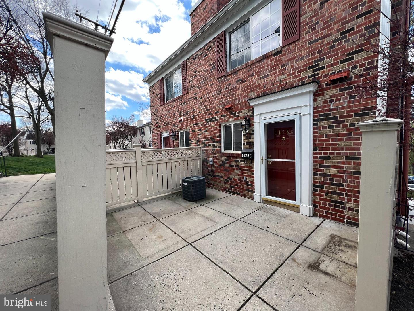 1425 N Van Dorn St, Alexandria, VA 22304 MLS VAAX2022402 Coldwell