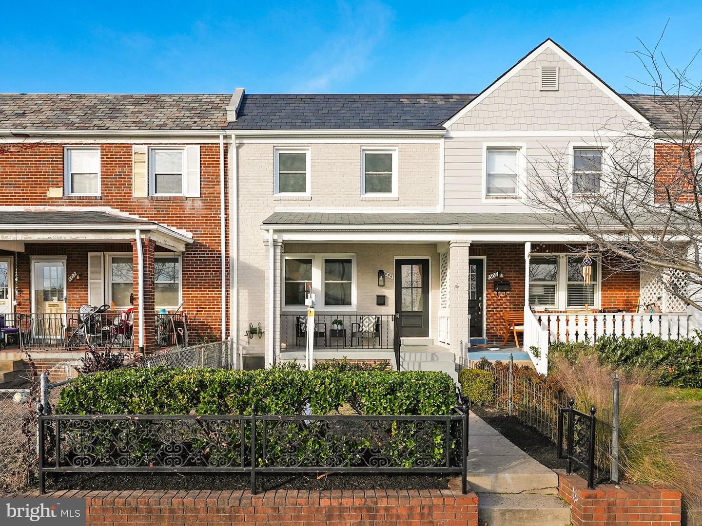 504 E Glendale Ave, Alexandria, VA 22301 MLS VAAX2029802 Coldwell