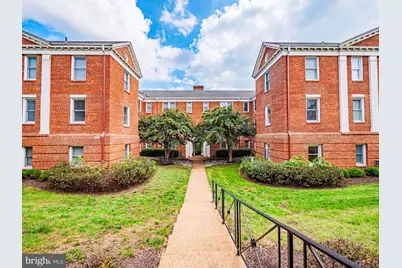 922 S Washington Street #211, Alexandria, VA 22314 - Photo 1