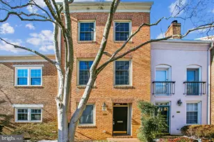 1162 N Pitt St, Alexandria, VA 22314 - Photo 1