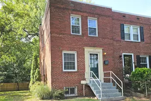 129 E Linden St, Alexandria, VA 22301 - Photo 1