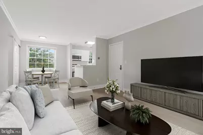 1724 W Abingdon Drive #201, Alexandria, VA 22314 - Photo 1