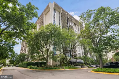 5300 Holmes Run Parkway #914, Alexandria, VA 22304 - Photo 1