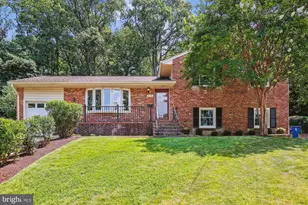 919 Juniper Pl, Alexandria, VA 22304 - Photo 1