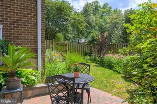 500 S Henry Street S, Alexandria, VA 22314 - Photo 1