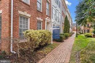 306 S Fayette St, Alexandria, VA 22314 - Photo 1