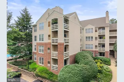 244 S Reynolds Street #201, Alexandria, VA 22304 - Photo 1