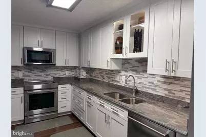 200 N Pickett Street #305, Alexandria, VA 22304 - Photo 1