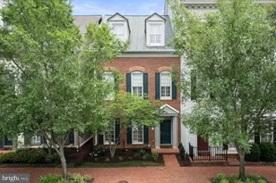 1855 Potomac Greens Dr, Alexandria, VA 22314 - Photo 1
