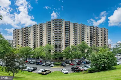 205 Yoakum Parkway #607, Alexandria, VA 22304 - Photo 1