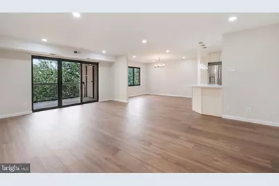 203 Yoakum Parkway #825, Alexandria, VA 22304 - Photo 1