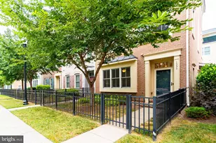 1333 Powhatan St, Alexandria, VA 22314 - Photo 1