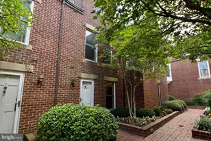 142 N Union St, Alexandria, VA 22314 - Photo 1