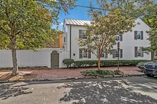 330 Wolfe St, Alexandria, VA 22314 - Photo 1