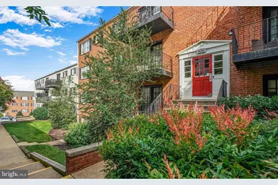 426 N Armistead Street #303, Alexandria, VA 22312 - Photo 1