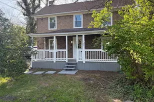 21 S Greenway Ave, Boyce, VA 22620 - Photo 1