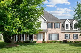 112 Tyson Dr, Berryville, VA 22611 - Photo 1