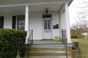 217 E Main St, Berryville, VA 22611 - Photo 1
