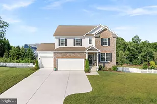 400 Norris St, Berryville, VA 22611 - Photo 1