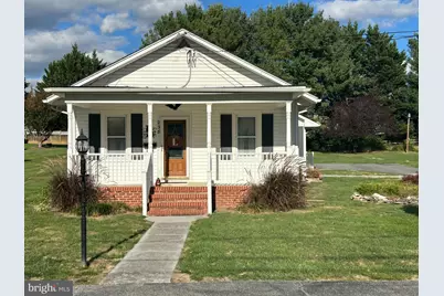 238 Walnut Street, Berryville, VA 22611 - Photo 1