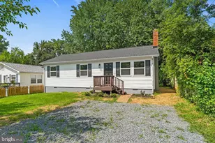 864 3rd St, Culpeper, VA 22701 - Photo 1