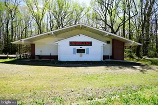 17532 A P Hill Blvd, Bowling Green, VA 22427 - Photo 1